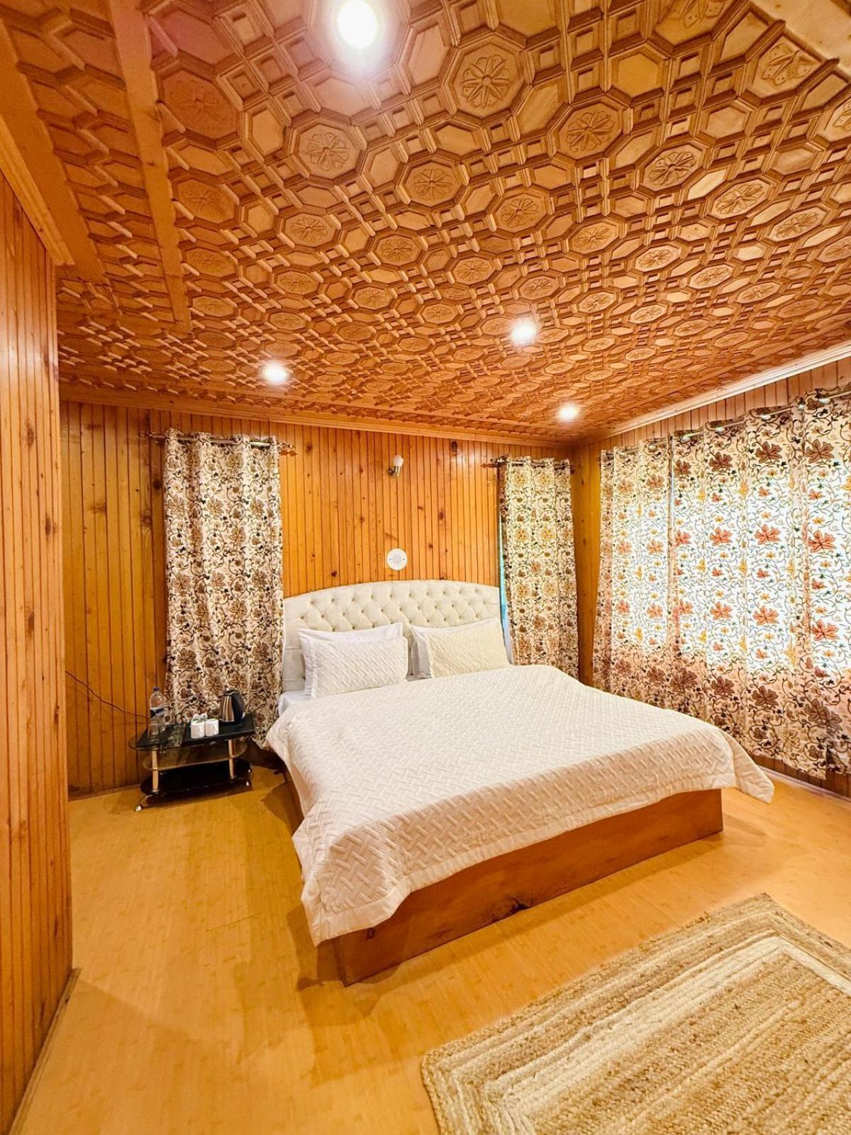 The Pinus Resort Pahalgām Eksteriør bilde